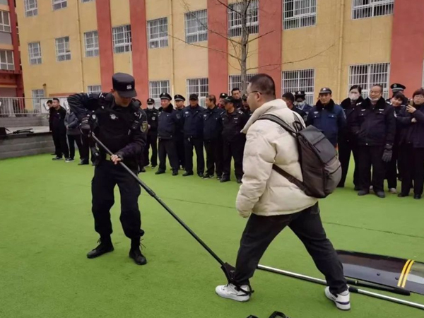New standards for campus security services in primary, secondary, and kindergarten schools will be implemented from next month